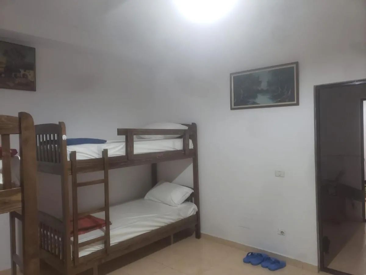 Hostel Split Rock Tirana 0*,  Albánia