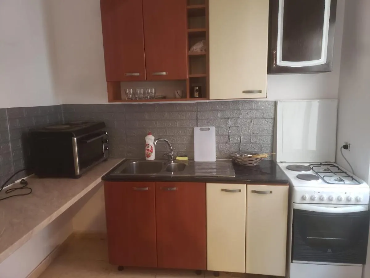 Hostel Split Rock Tiran